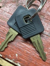 Thule lock keys for sale  Sacramento