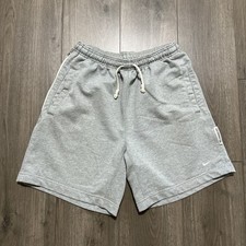 Nike standard issue d'occasion  Expédié en Belgium