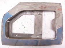 70-81 Firebird Trans Am Front Passenger Fender suporte de montagem de persiana metal GM comprar usado 70-81 Firebird Trans Am Front Passenger Fender suporte de montagem de persiana metal GM comprar usado  Enviando para Brazil