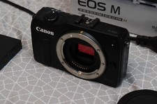 Câmera Digital Sem Espelho Canon EOS M (somente corpo) comprar usado  Enviando para Brazil