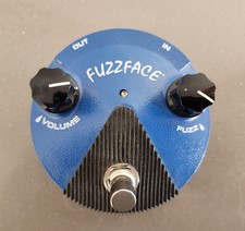 Usado, Dunlop FFM3 Mini Pedal de Distorção Jimi Hendrix Signature Fuzz Face comprar usado Usado, Dunlop FFM3 Mini Pedal de Distorção Jimi Hendrix Signature Fuzz Face comprar usado  Enviando para Brazil