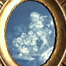 Putti blanc fond d'occasion  Chancelade