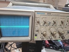 Oscilloscopio tektronix 2205 usato  Torino