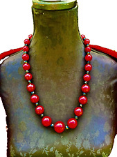 Collier bakelite rouge d'occasion Collier bakelite rouge d'occasion  Saint-Aubin-du-Cormier