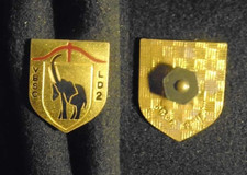 Insigne militaire écu d'occasion  Meung-sur-Loire
