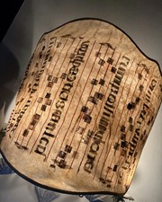 Antico manoscritto medievale usato Antico manoscritto medievale usato  Imperia