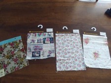 Three presentation fabric d'occasion  Expédié en Belgium