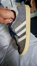 Basket adidas authentique d'occasion  Sartrouville