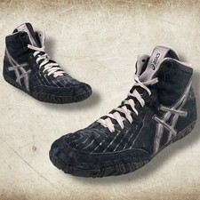 Mens asics aggressor for sale  Florissant