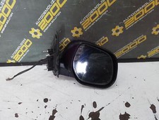 Specchietto retrovisore destro usato  Italia