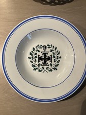Assiette décorée allemande d'occasion  Neuves-Maisons