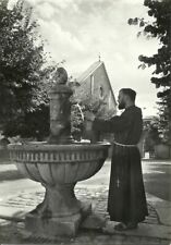 Assisi piazza del usato  Sannazzaro de Burgondi