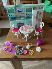 Cuisine barbie 2002 d'occasion  Dammartin-en-Serve