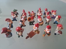 Sorprese kinder gnomi usato  Rieti