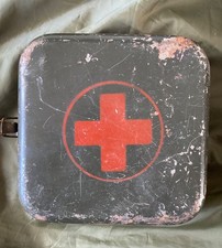 Caixa kit de primeiros socorros tanque T-72B comprar usado Caixa kit de primeiros socorros tanque T-72B comprar usado  Enviando para Brazil