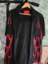 Używany, koszula marki vision of super czarny kolor z czerwonymi plomieniami rozmiar m na sprzedaż Używany, koszula marki vision of super czarny kolor z czerwonymi plomieniami rozmiar m na sprzedaż  PL