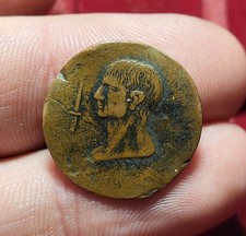 169 bouton ancien d'occasion  Reims