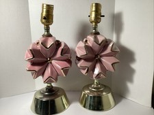 Usado, Par de abajures de quarto boudoir rosa meados do século grande flor robusta acabamento dourado comprar usado  Enviando para Brazil