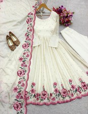 Pakistani salwar kameez d'occasion  Expédié en Belgium