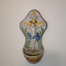 Bénitier faience polychrome d'occasion  Steenwerck