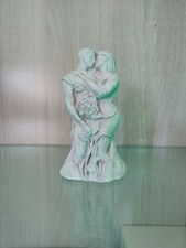 Statuetta innamorati usato  Valdilana