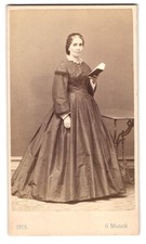Fotografie Georg Munck, Josefstadt, Piaristengasse 20, Portrait Dame im Biederm  comprar usado  Enviando para Brazil
