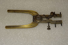 Old watchmaking tool. d'occasion  Expédié en Belgium
