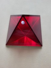Glaspyramide spiegelboden rot gebraucht kaufen  Berlin