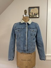 Levi women sherpa for sale  Marlborough