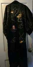 Antigo Roupão Kimono Preto Bordado à Mão Dourado Metálico Dragão Pagode Costurado à Mão OSFM comprar usado  Enviando para Brazil