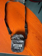 Borsello uomo adidas usato  Bologna