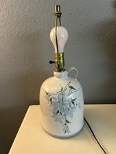 Abajur de mesa vintage frasco de cerâmica jarro crock acento bege flores azuis sem sombra comprar usado  Enviando para Brazil
