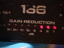 Dbx 166 compressor d'occasion  Expédié en Belgium