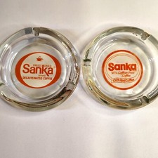 Vintage Sanka Cinzeiros Vidro 4 Polegadas Redondo Lote de 2 Etiquetas Publicitárias Diferentes comprar usado  Enviando para Brazil
