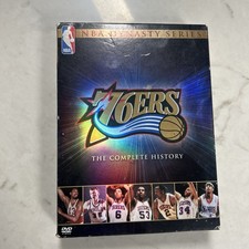 NBA Philadelphia 76ers Complete History 6 Discs Dr J Iverson NOS FACTORY SEALED comprar usado NBA Philadelphia 76ers Complete History 6 Discs Dr J Iverson NOS FACTORY SEALED comprar usado  Enviando para Brazil