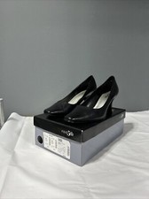 Women east 5th for sale  Freeman