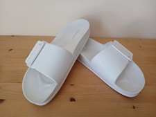 Krush. white. beach for sale  LINCOLN