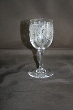 Beau verre pied d'occasion Beau verre pied d'occasion  Champs-sur-Marne