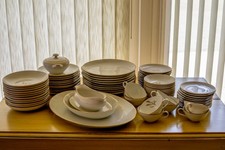 serving table fine for sale serving table fine for sale Tulsa