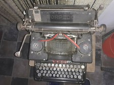 Macchina per scrivere usato  Maletto