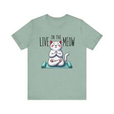 Usado, Camisa Live in the Meow Cat - Camiseta unissex, presente do amante de gatos para mães zen comprar usado  Enviando para Brazil