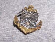 Armée française insigne d'occasion  Cosne-Cours-sur-Loire
