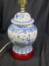 Abajur chinoiserie vintage asiático azul e branco pequena base de madeira comprar usado  Enviando para Brazil