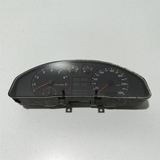 Quadro strumenti contachilomet usato  Italia
