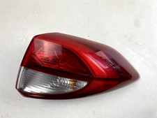 Lanterna traseira traseira direita do lado do motorista HYUNDAI TUCSON 92402-D31 2015-18 comprar usado  Enviando para Brazil