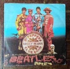 The beatles sgt usato  Volpeglino