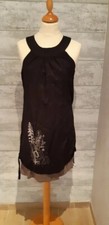 Jolie robe noire d'occasion  Salles