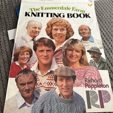 Emmerdale farm knitting for sale  SOUTHAMPTON
