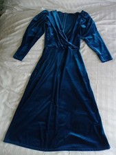 Vestido Closet London verde turquesa azul veludo apertado ombro midi gola V 12 comprar usado Vestido Closet London verde turquesa azul veludo apertado ombro midi gola V 12 comprar usado  Enviando para Brazil