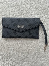 Guess women purse for sale Guess women purse for sale  LONDON